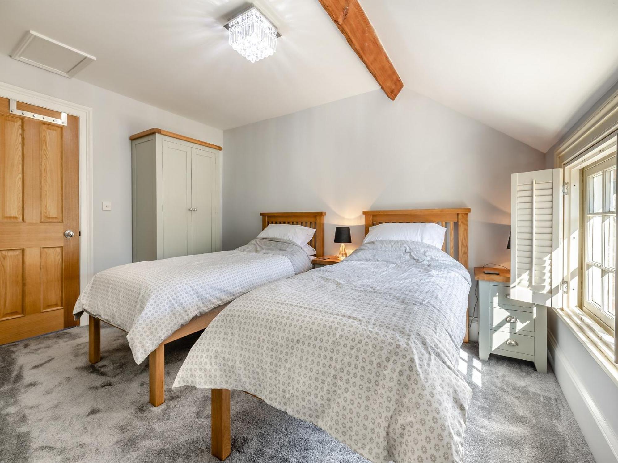 Вилла Ryburn House - Uk43518 Торнтон-Дейл Экстерьер фото